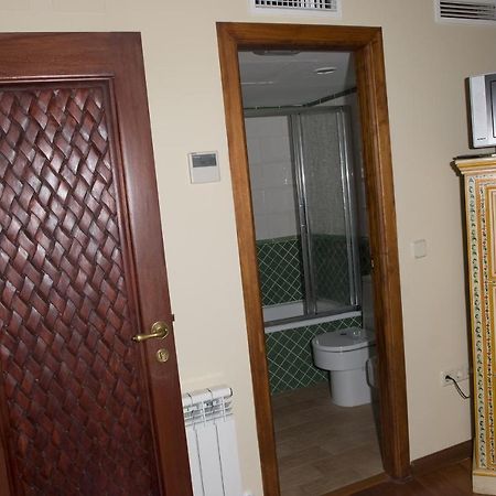 La Posada Del Tietar Санта-Мария-дель-Тьетар Экстерьер фото