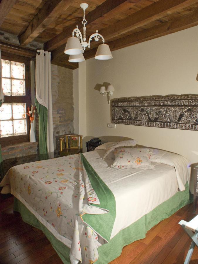 La Posada Del Tietar Санта-Мария-дель-Тьетар Экстерьер фото